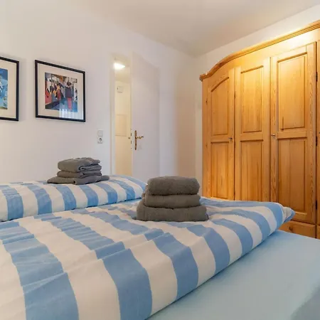 In St Peter-ording * Sankt Peter-Ording